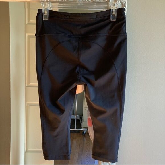 Athleta Accelerate Crop Black Leggings M - Picture 4 of 6